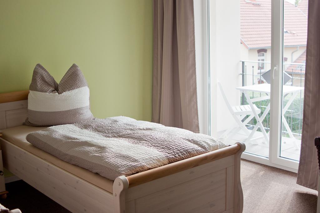 Cafe Hehrlich - Cafe, Pension & Mehr Bad Tennstedt Chambre photo