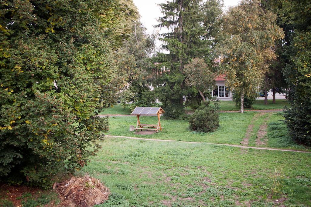 Cafe Hehrlich - Cafe, Pension & Mehr Bad Tennstedt Extérieur photo
