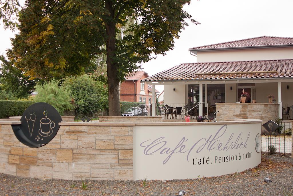 Cafe Hehrlich - Cafe, Pension & Mehr Bad Tennstedt Extérieur photo